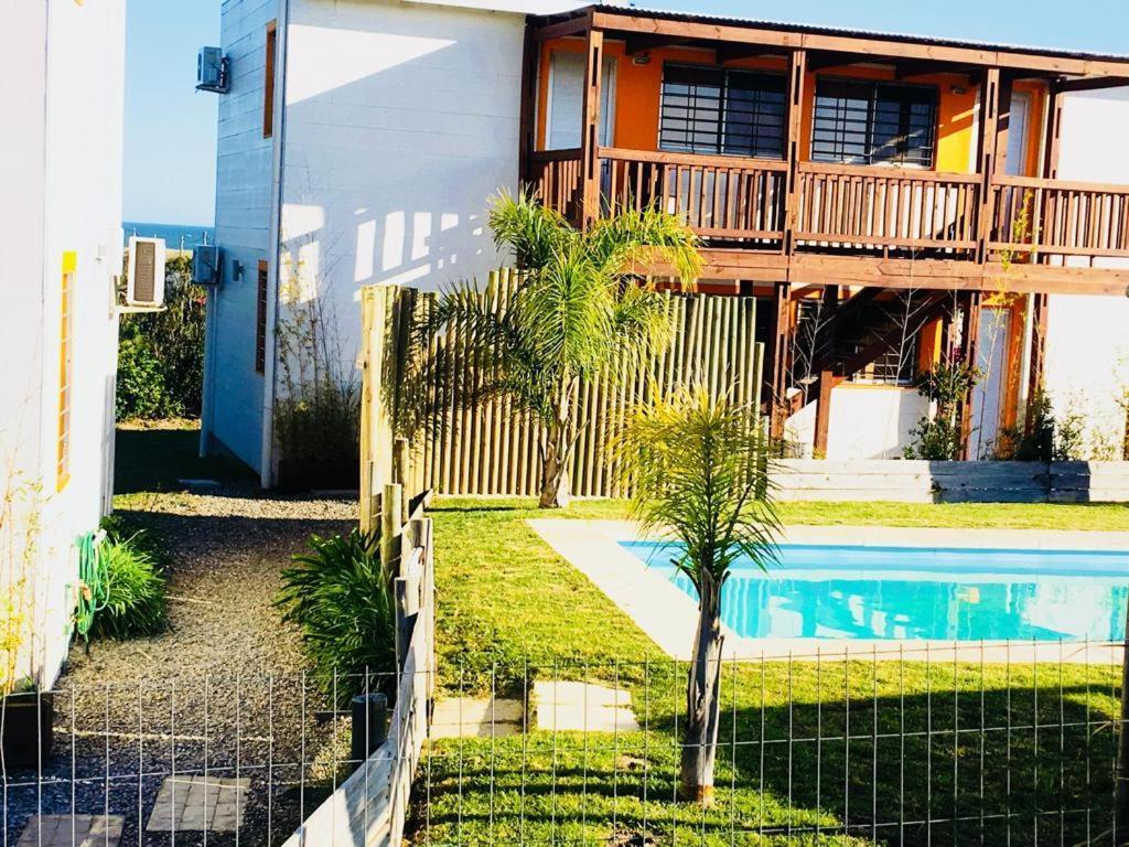 Apartamentos La Playa Piriápolis 外观 照片