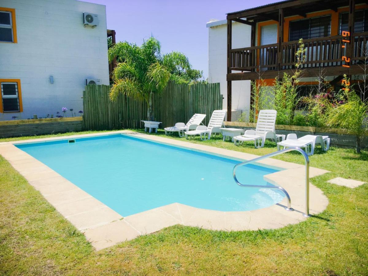 Apartamentos La Playa Piriápolis 外观 照片